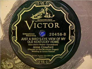 small_victor 20458 b.webp